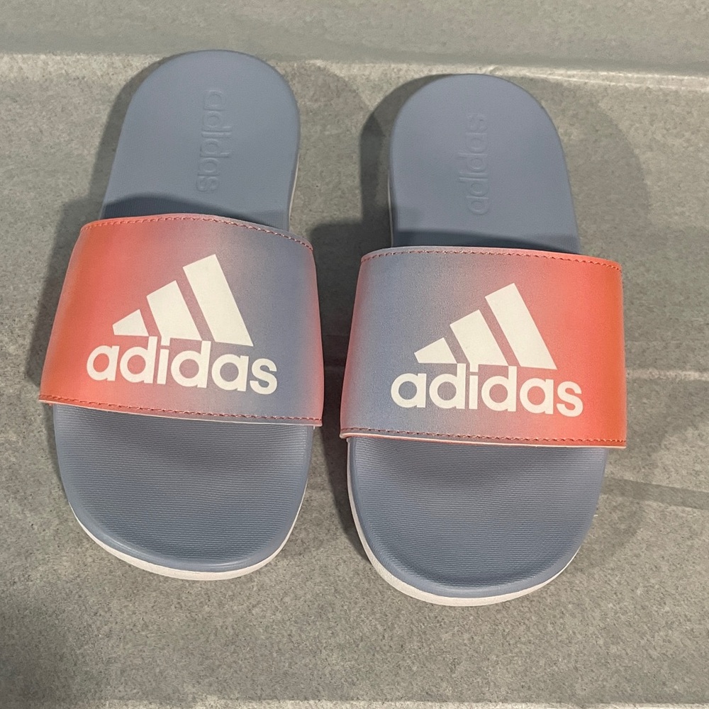 ADIDAS girl slide size 1